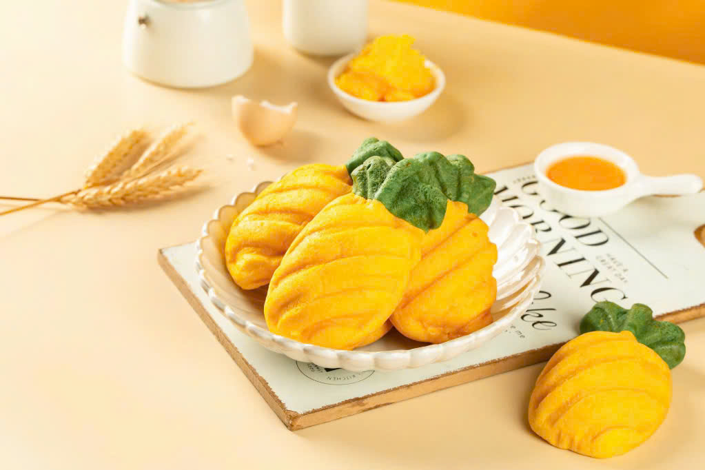 Bánh Trái Dứa Pineapple Bread Bịch 280g Hu Xiao Qi